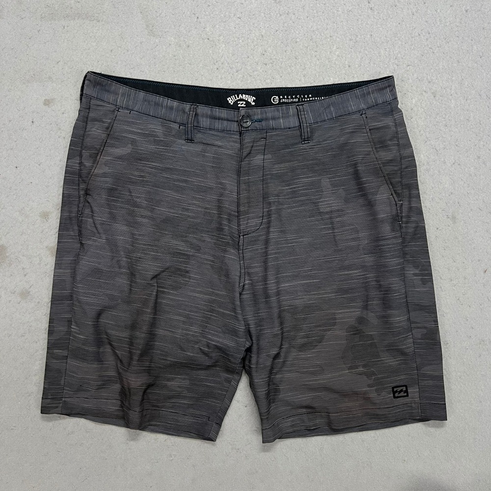 Billabong Crossfire Submersibles Hybrid Shorts Mens 36 Grey Camo Skater Surf